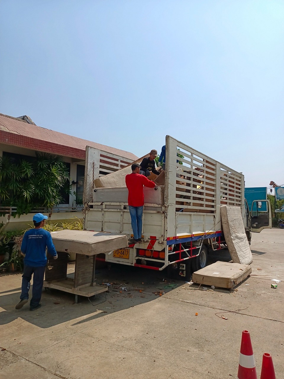 ส่งรถมอเตอร์ไซต์พร้อมซีลรถ